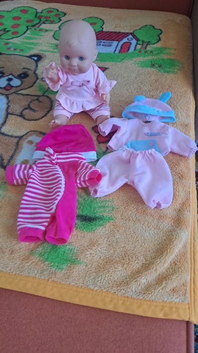 Дитячий бейбі борн