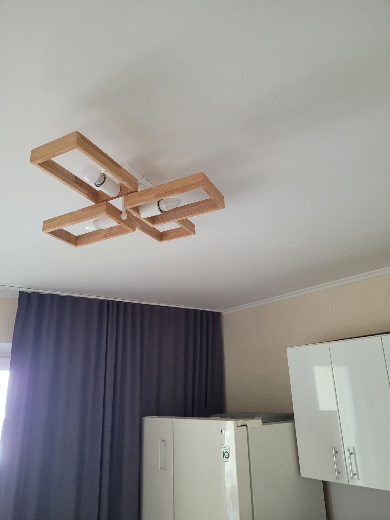 Продам люстру б/у 3 дні
