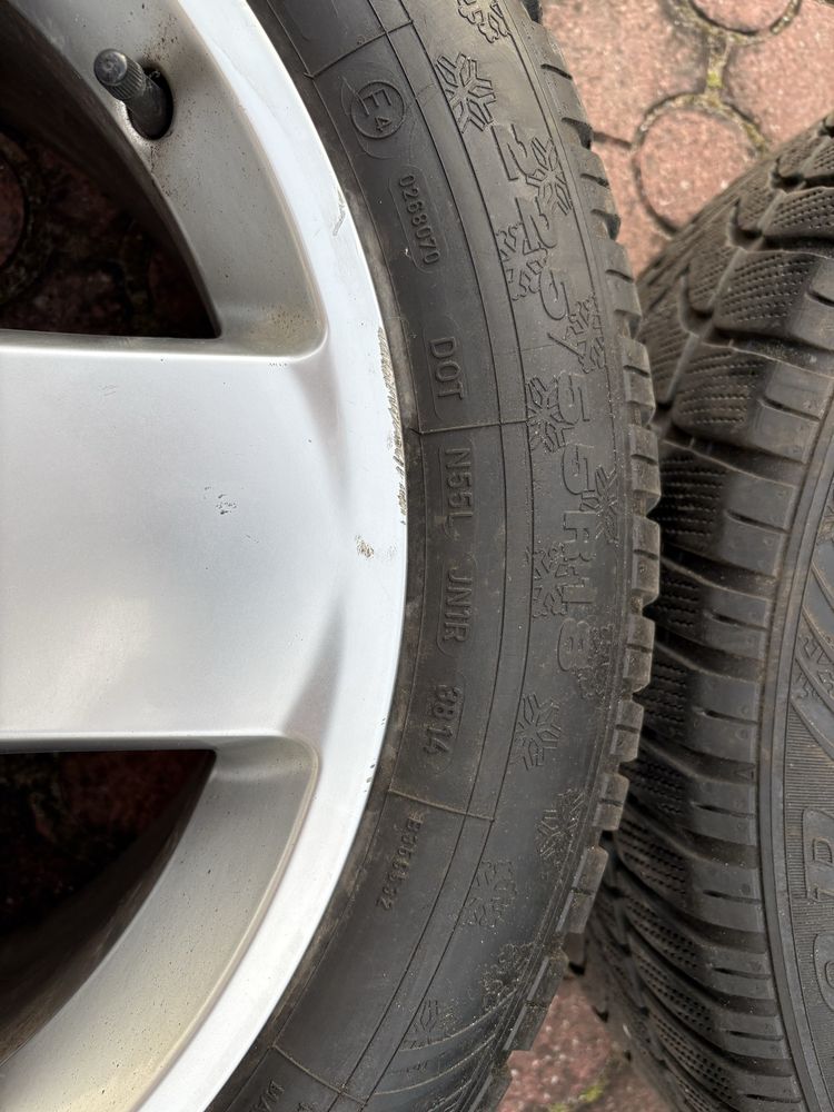 4 koła z oponami zimowymi Audi