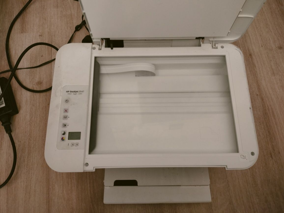 Принтер бФП HP deskjet 2547