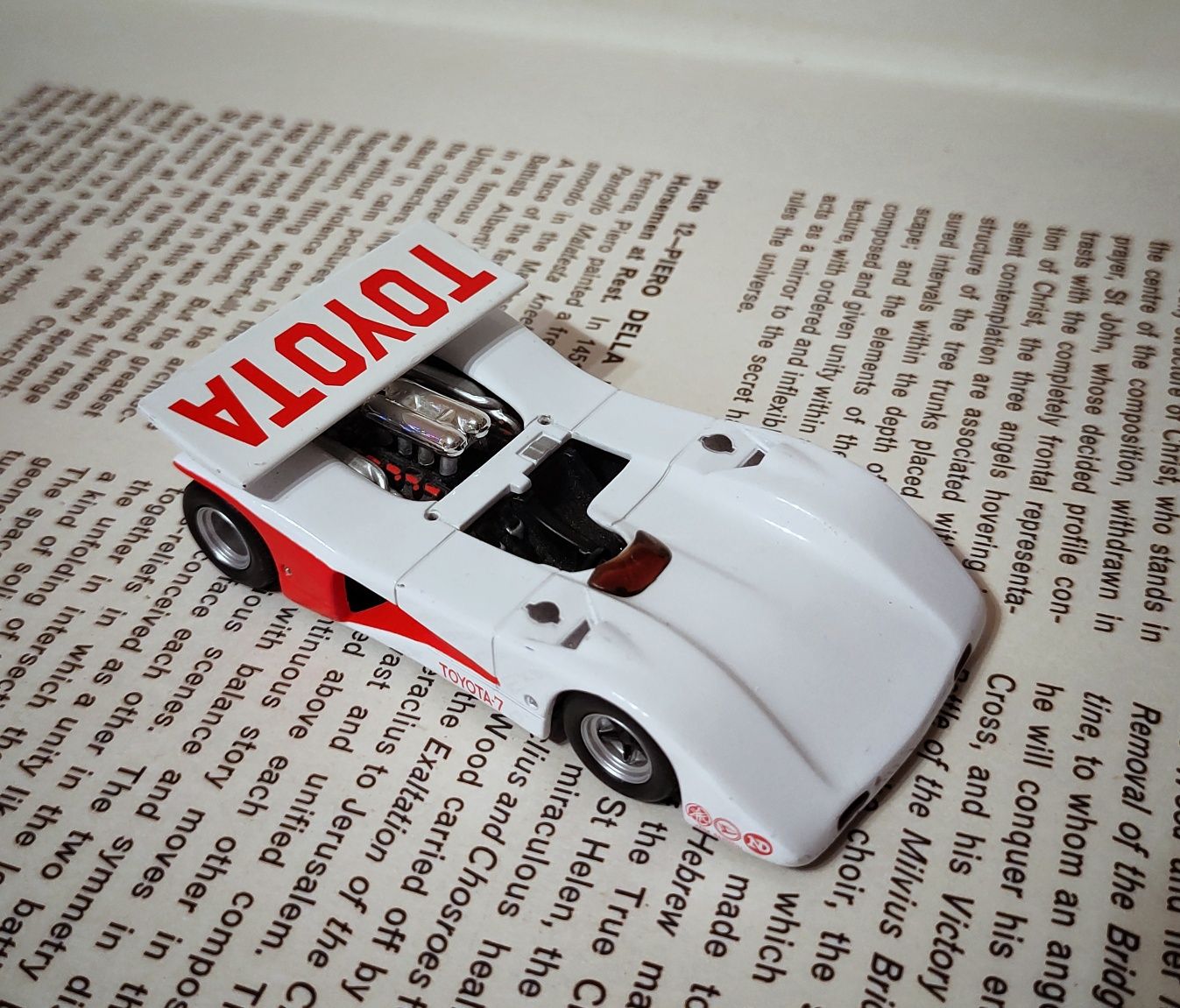 Toyota 7, metalowy model, LIMITOWANA EDYCJA, skala 1:43, 1970r.