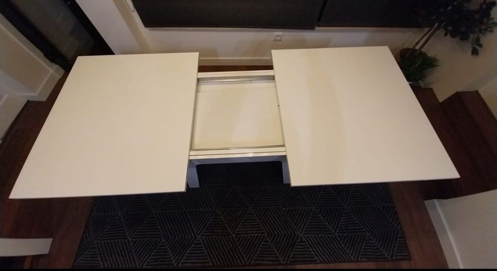 Mesa jantar branca alto brilho