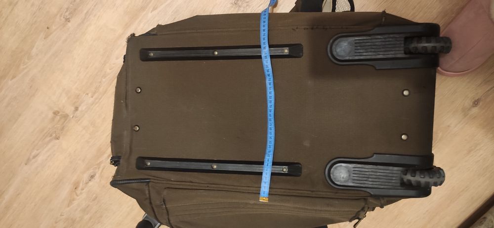 Велика дорожня сумка на колесах