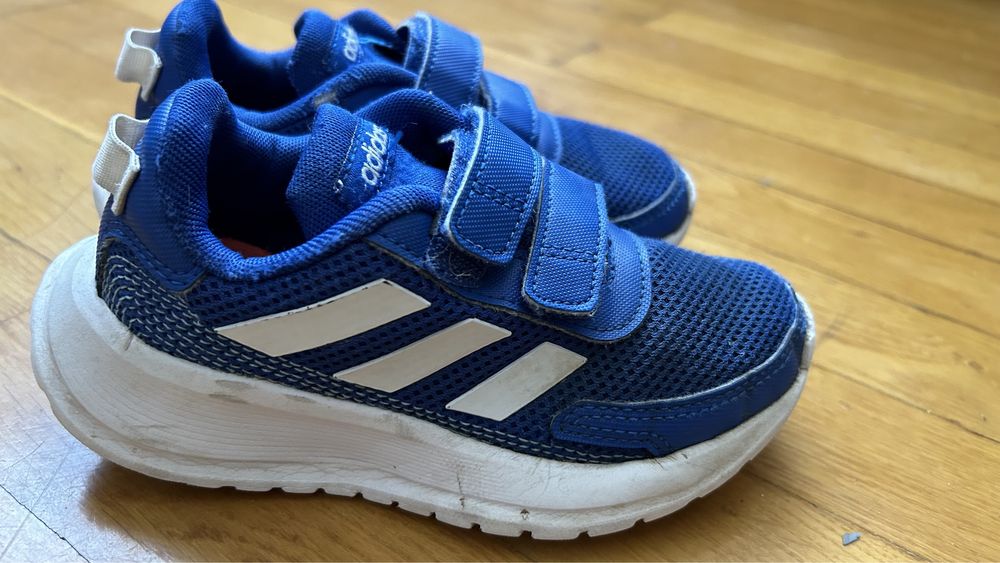 Кросівки Adidas 28 розмір