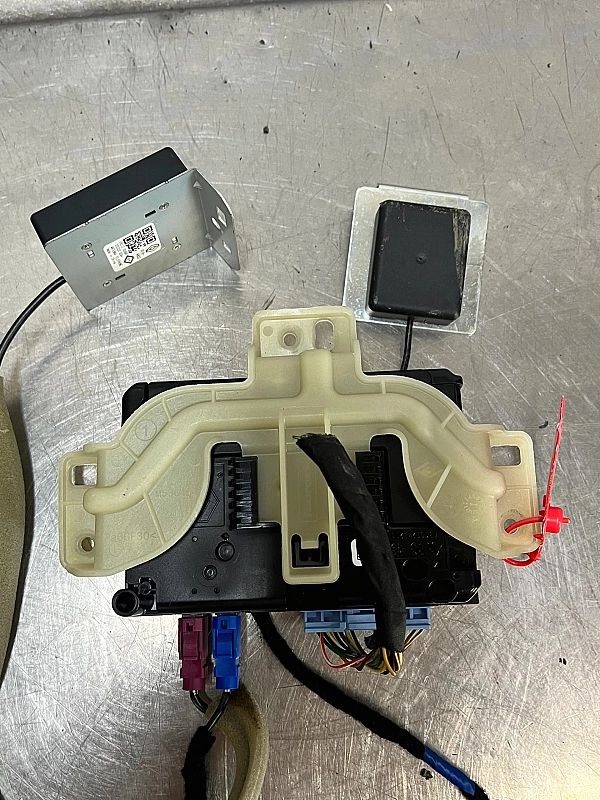 Modul Sterownik Bluetooth Renault Captur Ii Clio V 2591A6575R