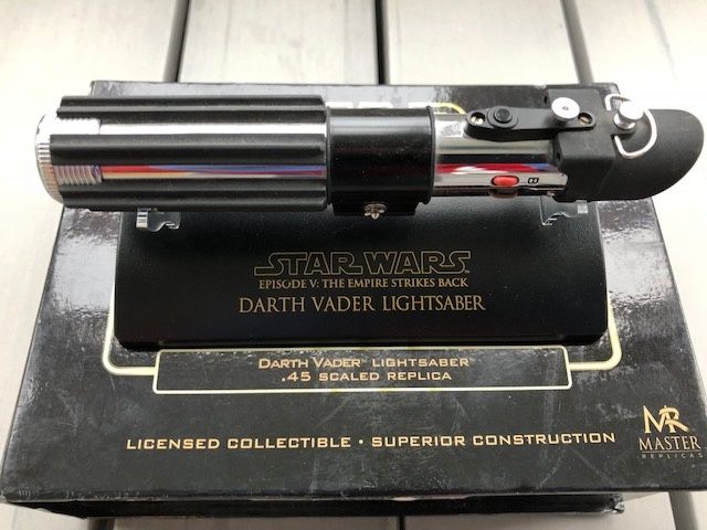 STAR WARS Master Darth Vader ESB Lightsaber Replica SW333