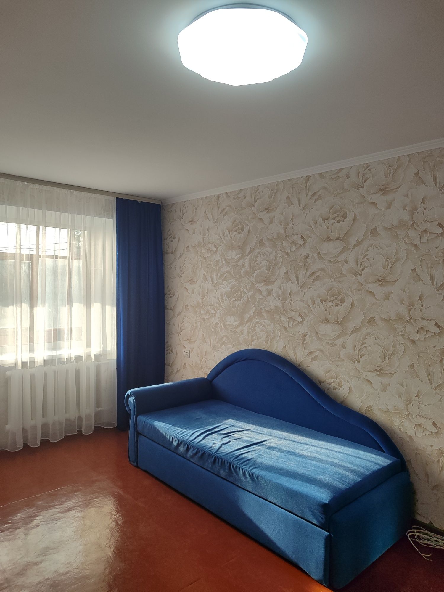 Здам 1 квартиру в місті Сміла.