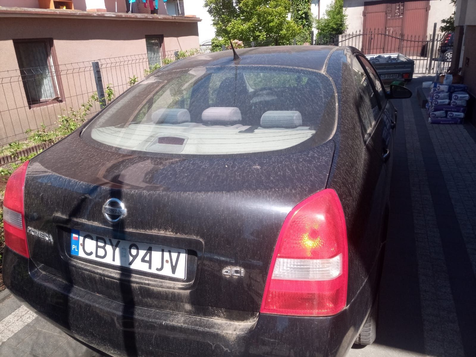 Nissan Primera P12