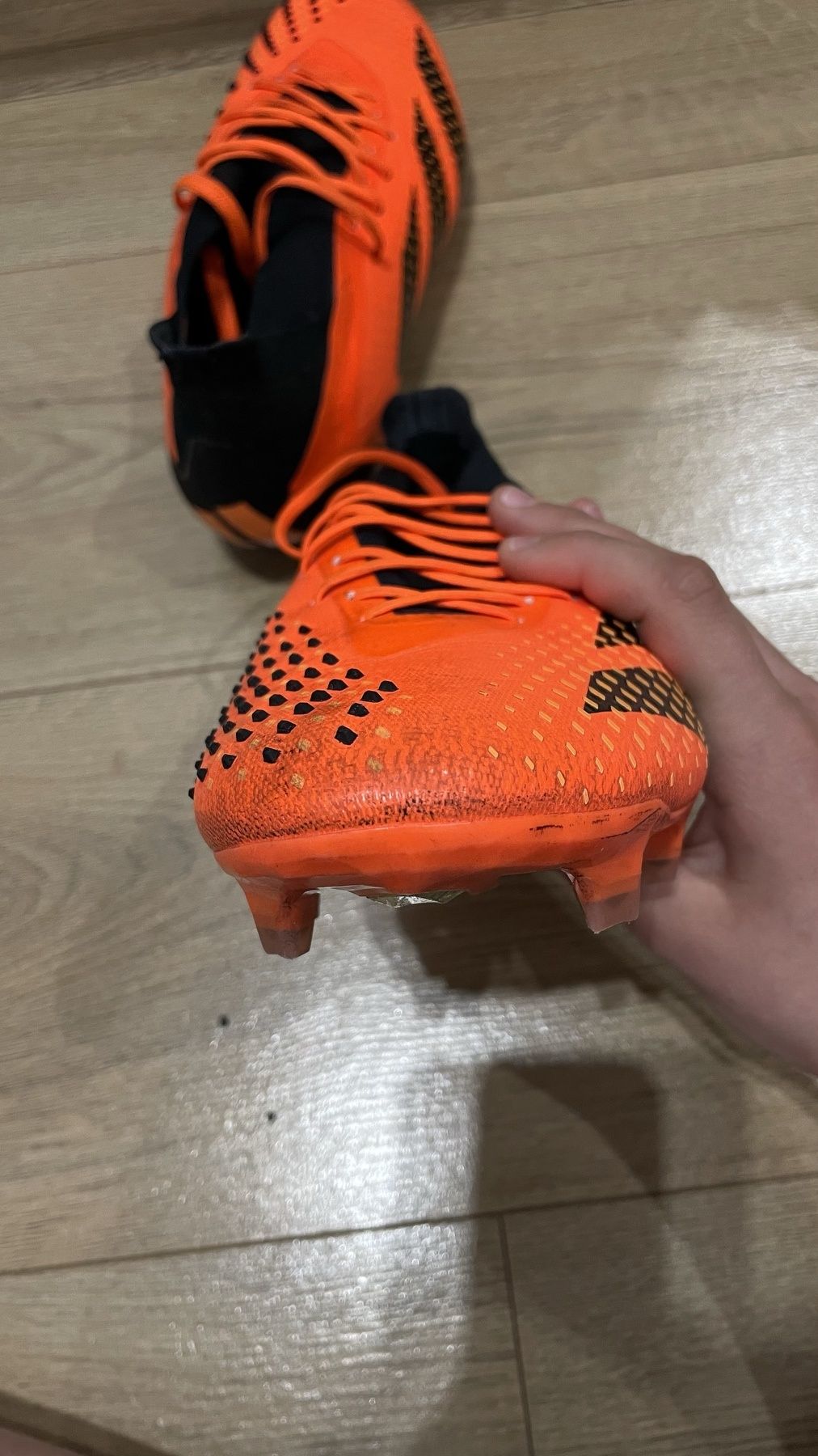 ADIDAS PREDATOR ACCURACY.1 orange/black. Оригінал
Стан нових, од