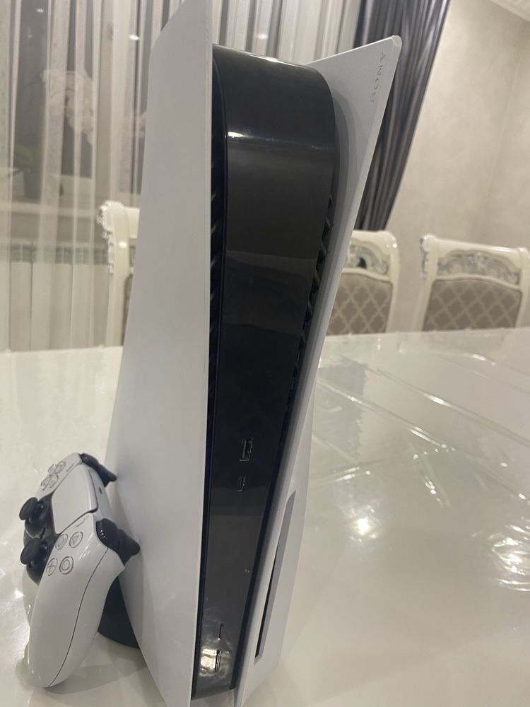 Playstation 5 blu ray disk 825 GB б\у