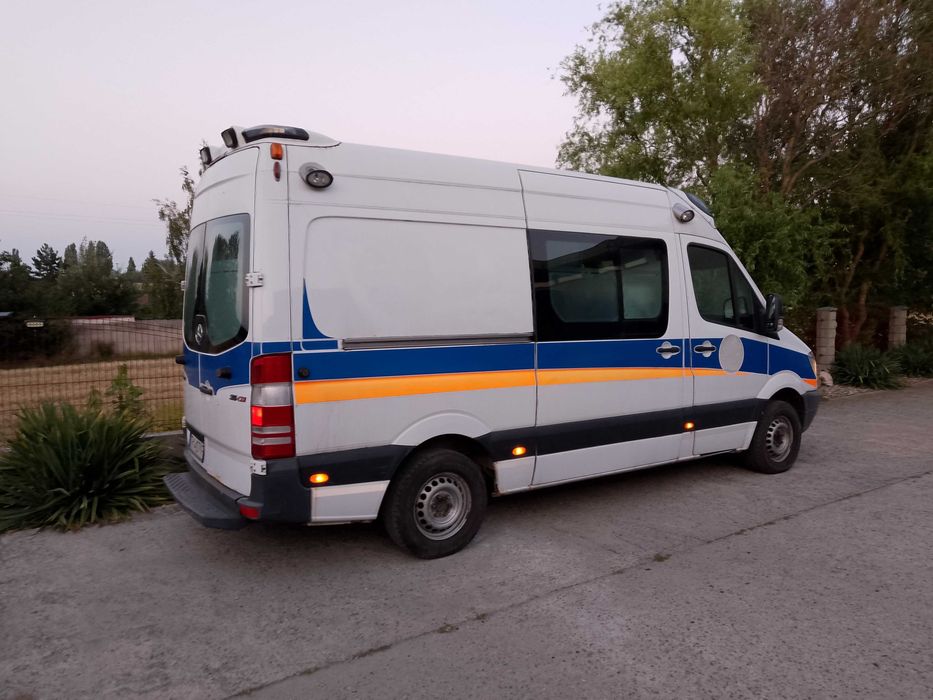 Sanitarny Mercedes Sprinter Automat  Ambulans Karetka PNEN 1789 Kamper