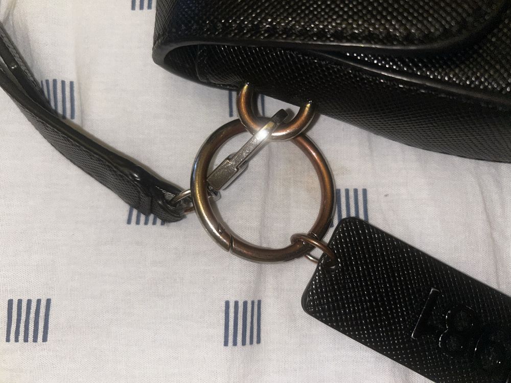 Сумка Guess чорна жіноча