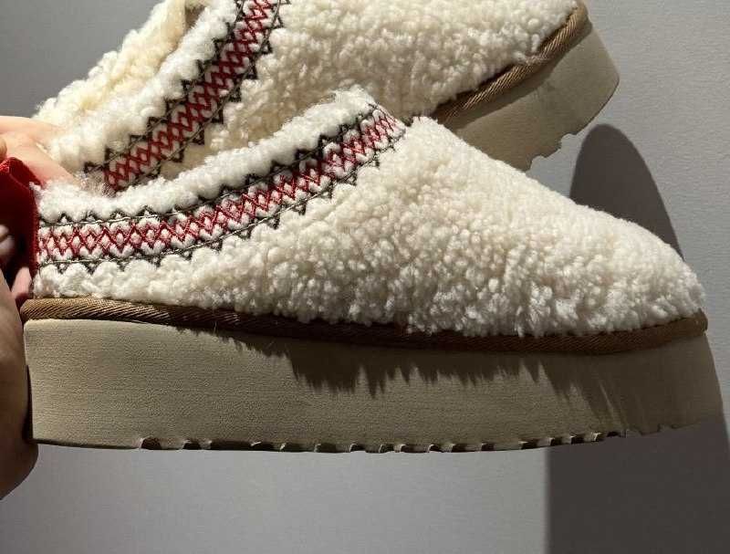 Женские зимние тапочки Ugg Tasman Platform Chestnut угги тасман уггі