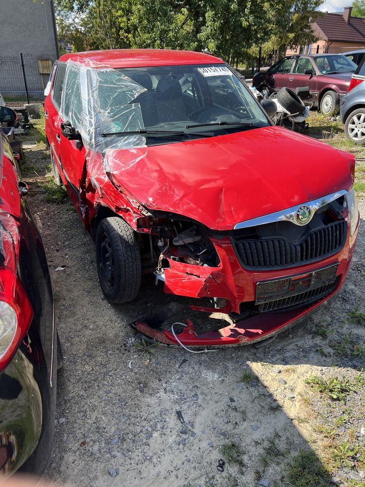 Skoda fabia 1.2 2009 na części