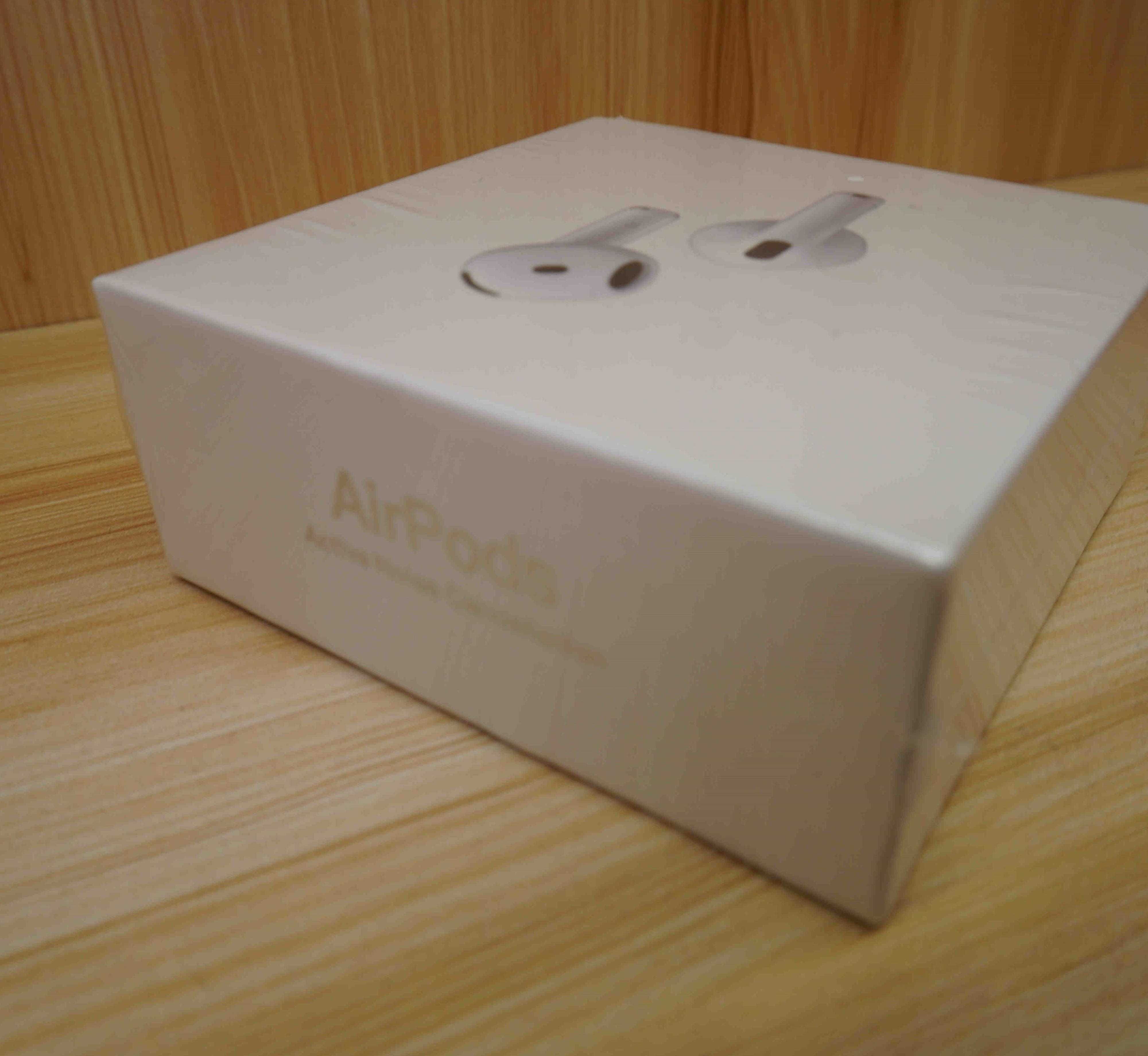 Oryginalne słuchawkiAppleAirPods4 bluetooth