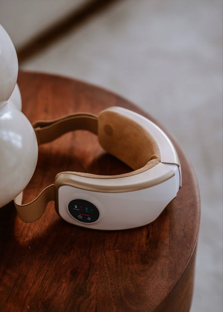 Masażer do oczu podgrzewany Medivon Horizon PRO relaks