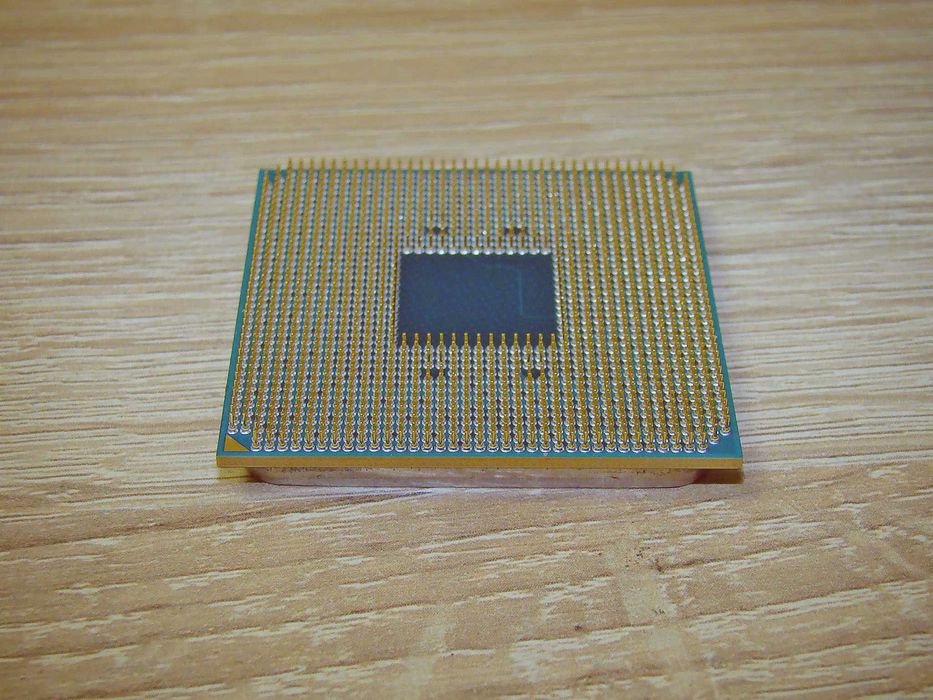 Продам процессор AMD® A8-9600 (сокет AM4)