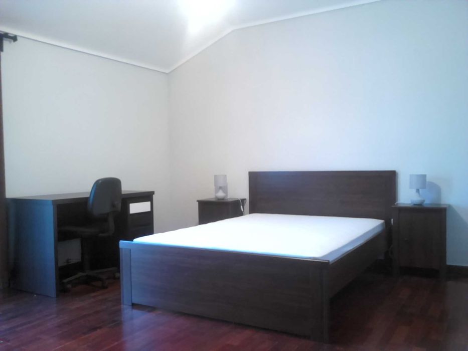 Quarto (desp. incluídas)