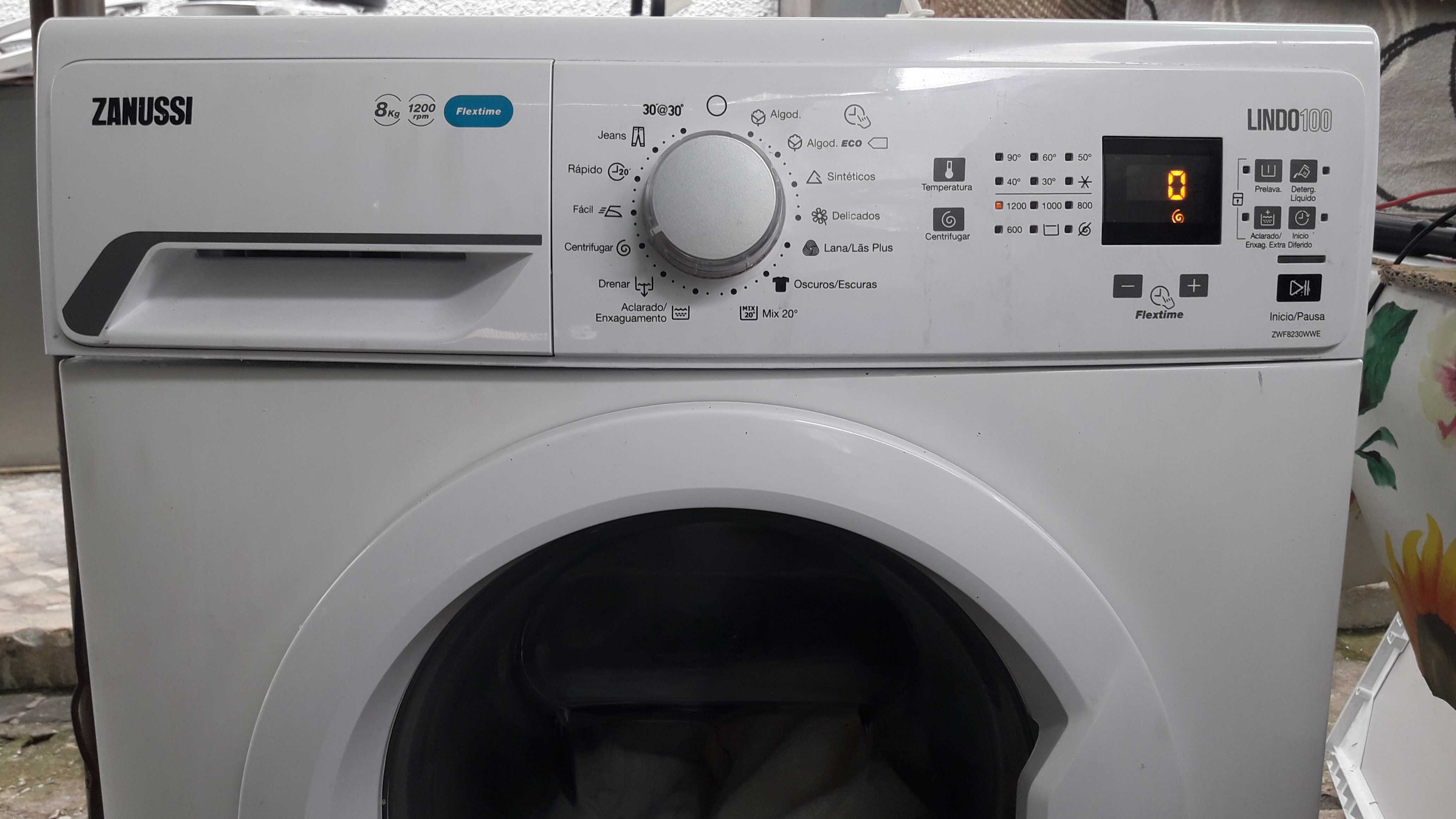 Exelente maquina de lavar roupa zanussi 8k 1200 rot