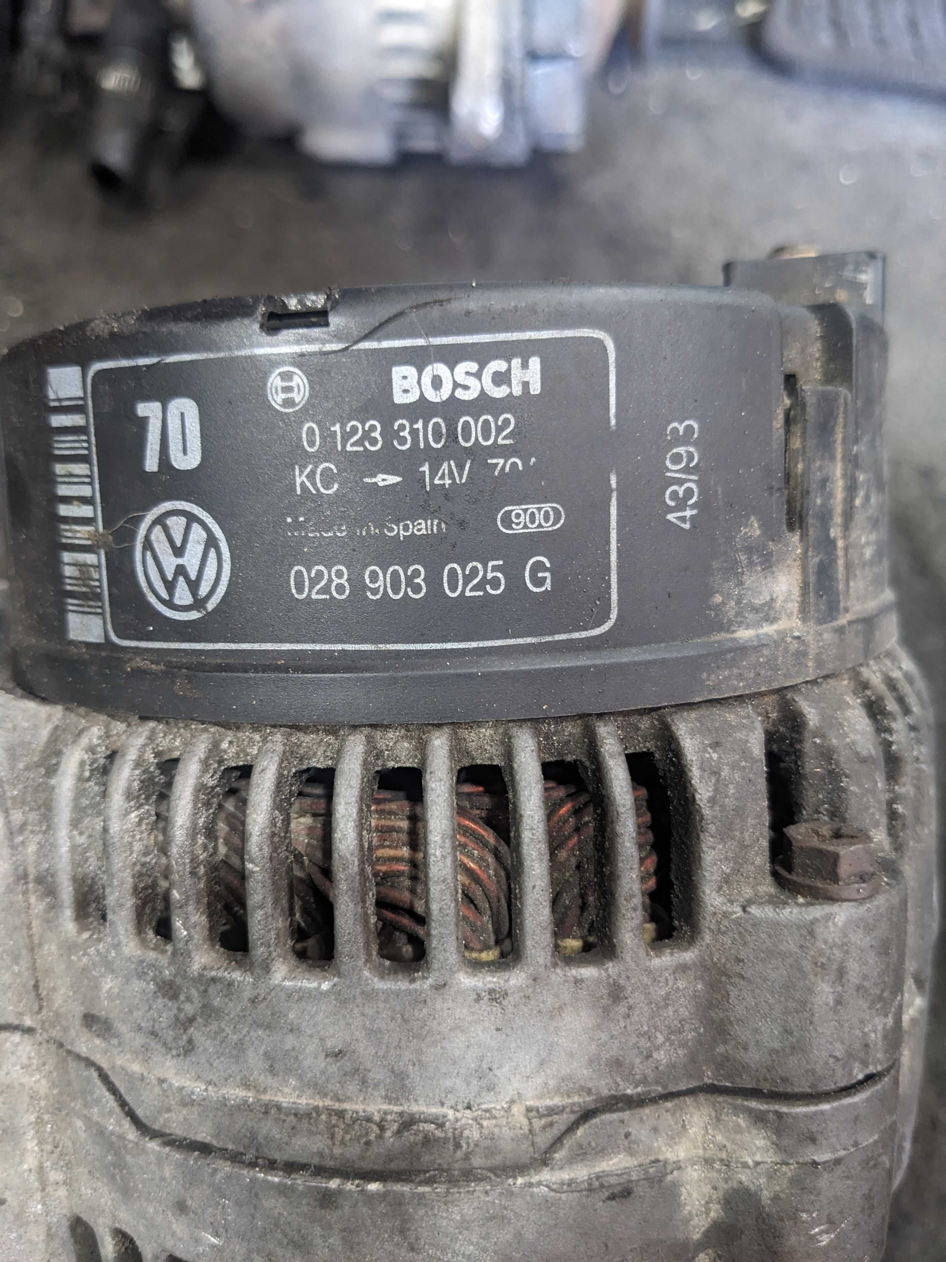 Генератор VW TRANSPORTER T4 GOLF 3 030903023B 0120485034 028903025G