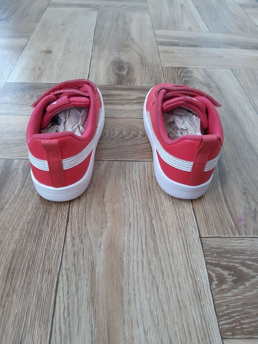 Buty puma courtflex rozm. 26 dla dziewczynki