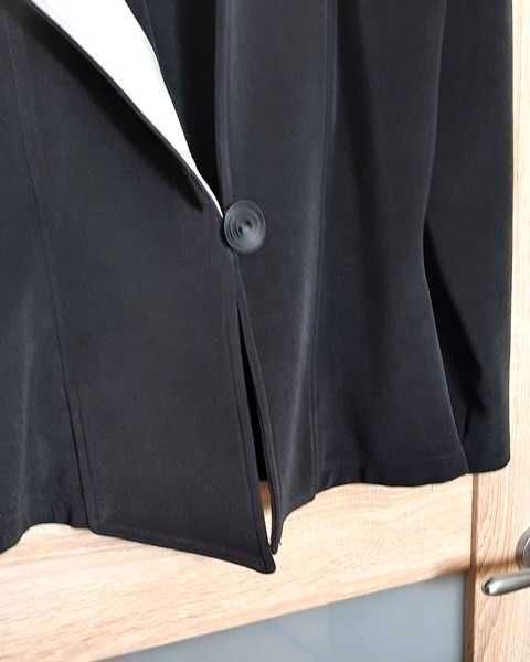 MARYNARKA-ŻAKIET czarny, rozm. 40/42, jednostronna biała klapa - super