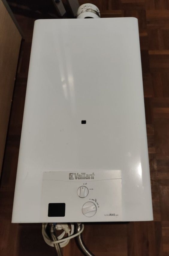 Esquentador Vaillant 2020 compacto turbo mag pro 11L