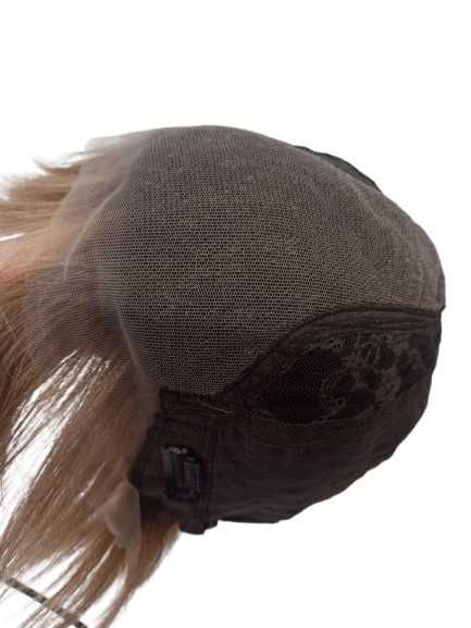 Krótka peruka  naturalna z grzywką Cucurella mono lace  piaskowy blond