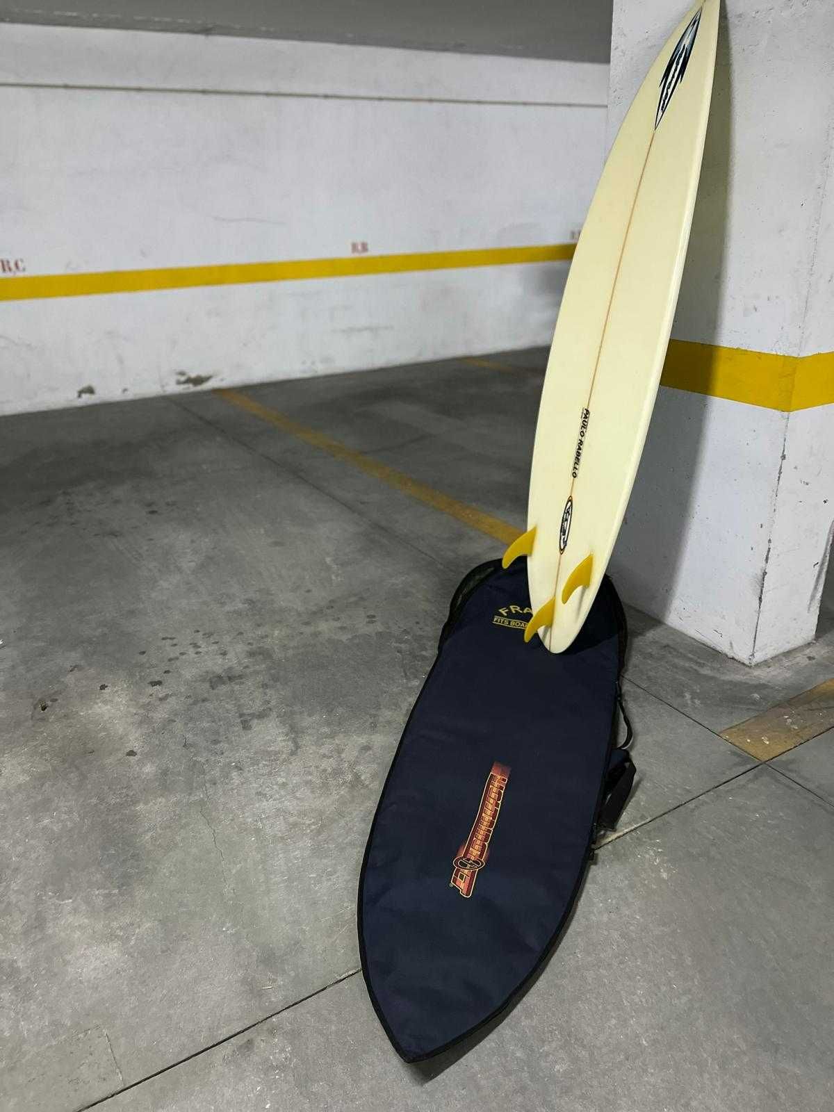 Prancha de surf Lightning Bolt 6'3" com capa