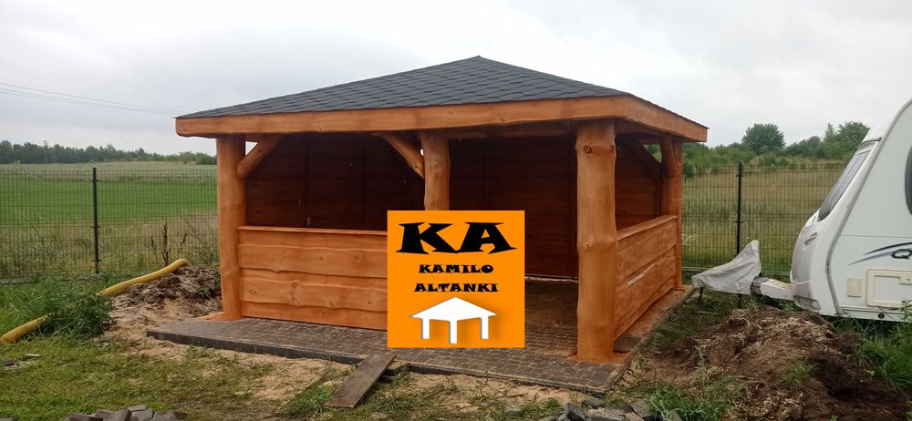 Altana ogrodowa na grubym balu