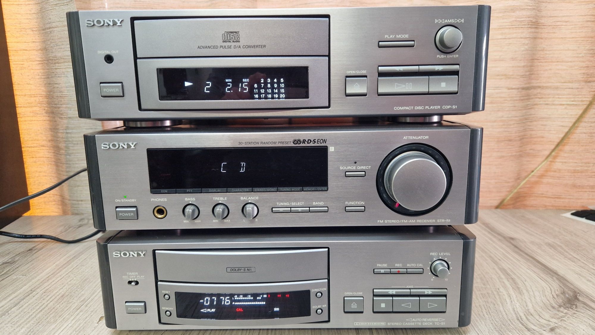 Комплект Sony CDP-S1, STR-S1, TC-S1
