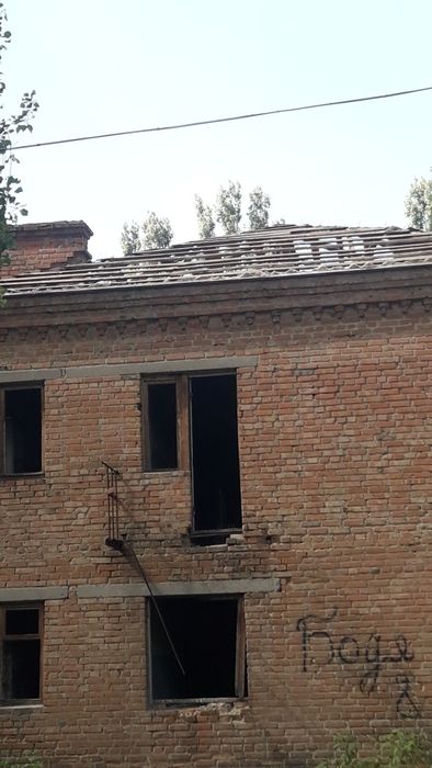 Кирпич красный б/у.с доставкой .