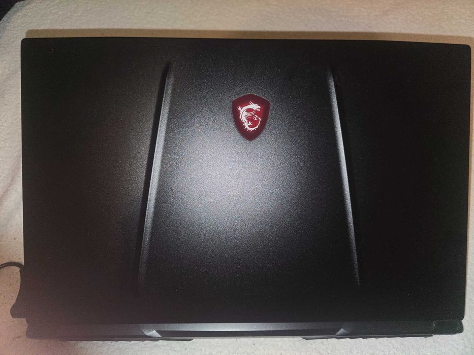 MSI GL75 Leopard – i7-10750H / GTX 1650 / SSD 512 GB + 1 TB