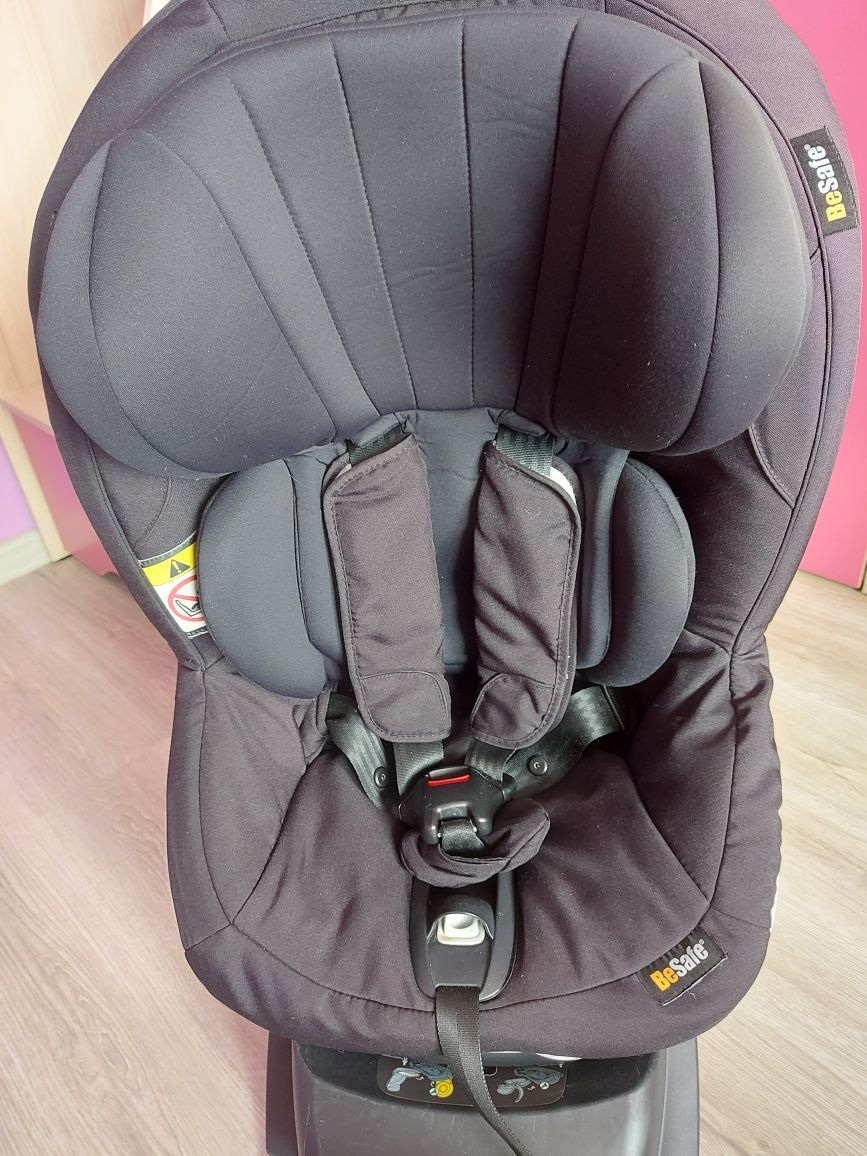 BESAFE IZI MODULAR RF i size fotelik  61-105 cm z bazą isofix