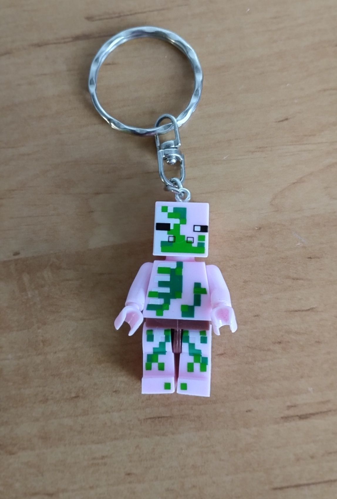 Breloczek LEGO Minecraft zombie Pigman