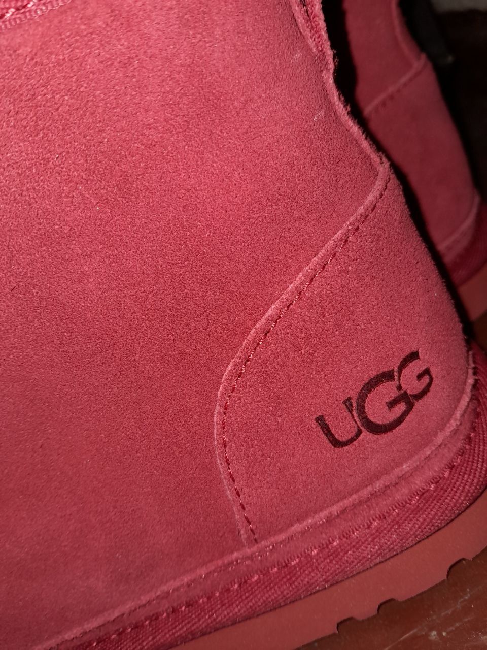 Продам нові чоловічі ботинки UGG (оригінал)