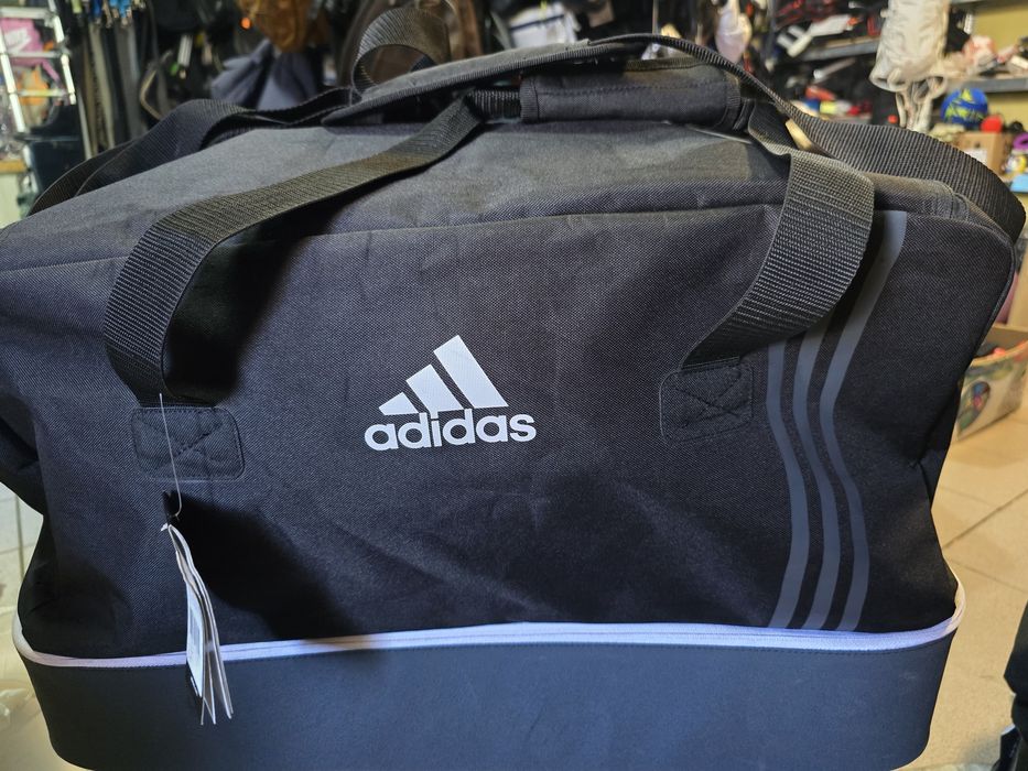 Сумка Adidas Tiro Tb Bc L B46122