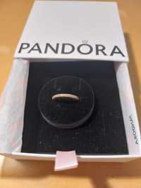 Pandora anel de coração de zirconio rosa