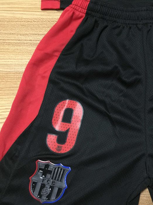 Strój dziecięcy #9 Lewandowski FC Barcelona wyjazdowa R.28