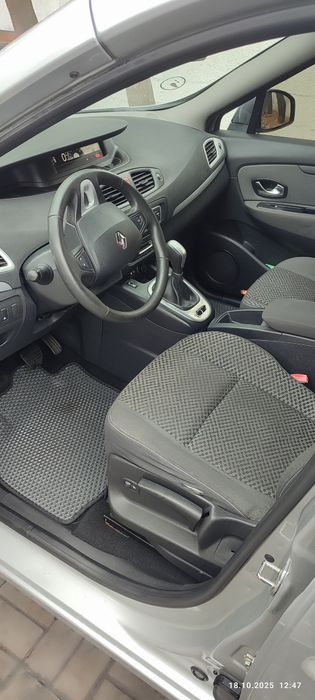 Renault grand scenic 3 2011 рік