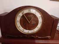 Stary drewniany zegar - Sprawny
