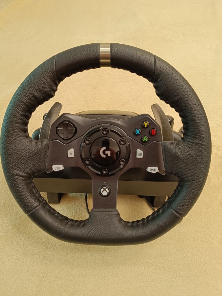 Игровой руль Logitech G920 Driving Force