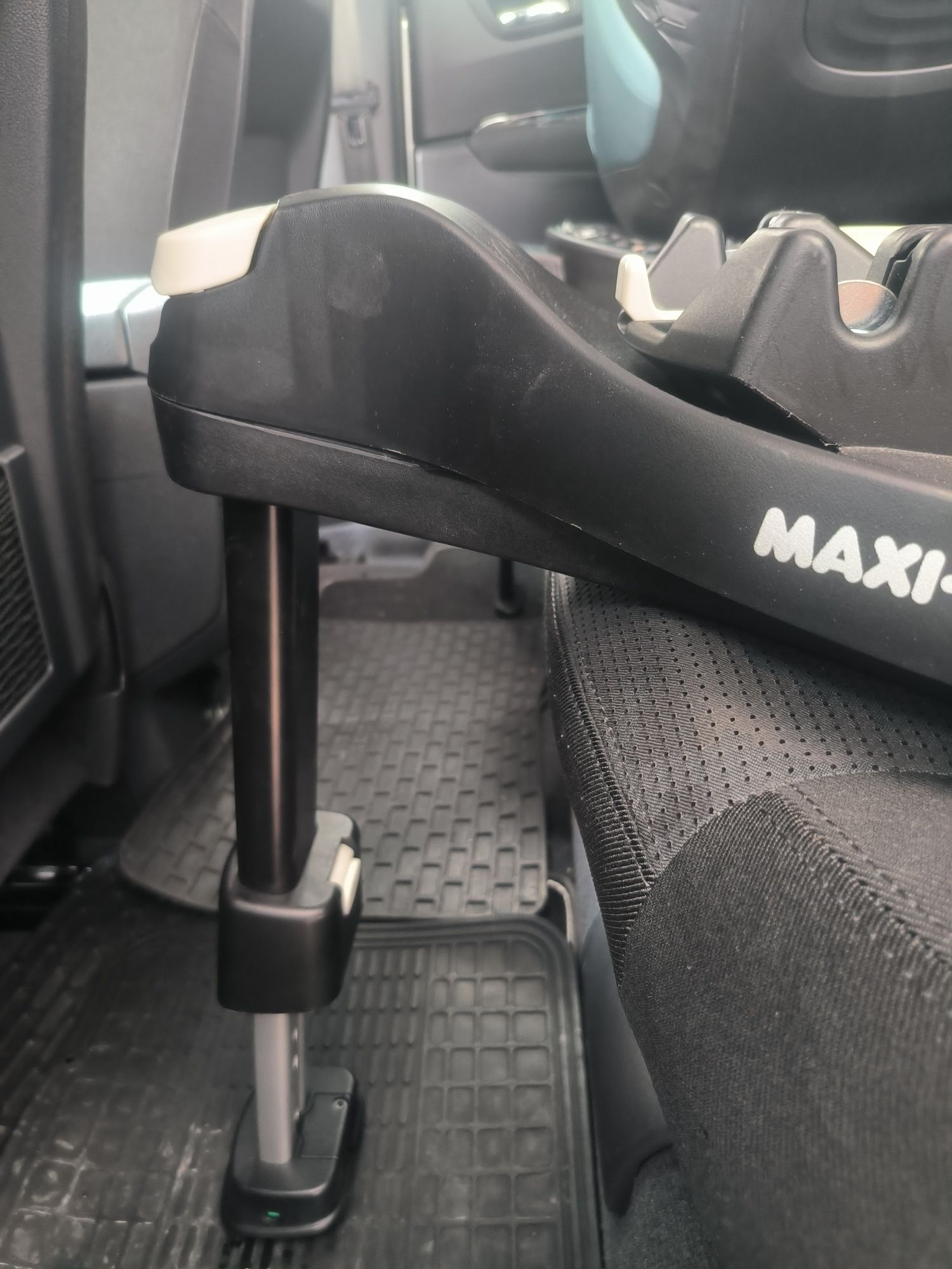 Isofix maxi cosi familyfix 360 com garantia 2 anos