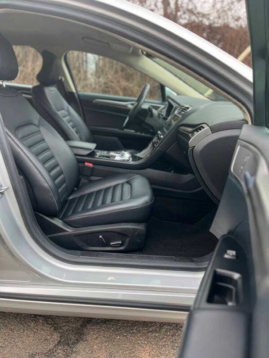 Ford Fusion      2019