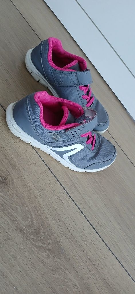 Buty adidasy na rzep r. 33 wkładka 21,7 cm