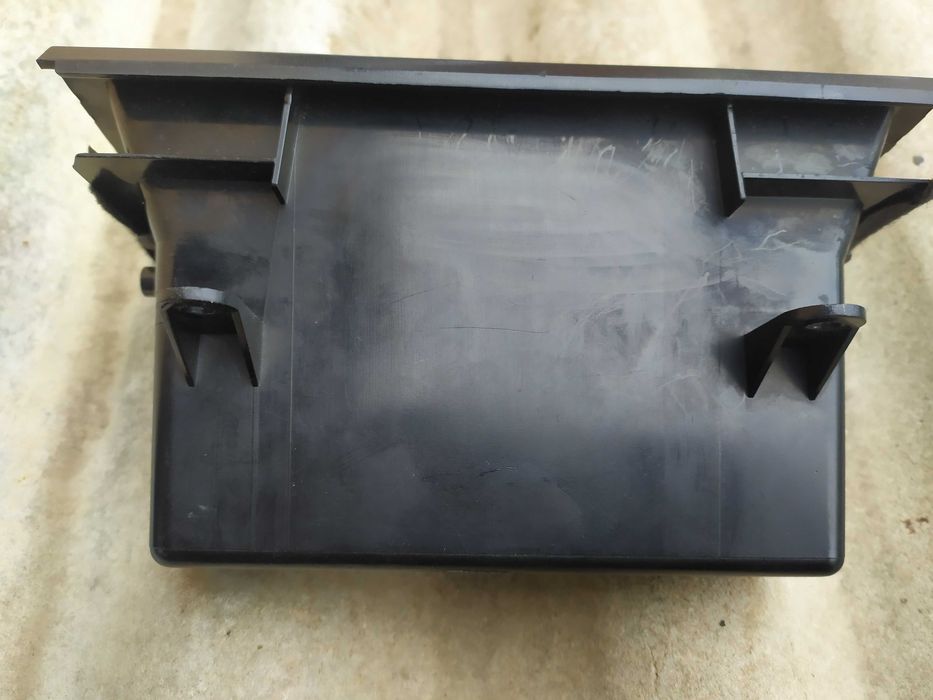 Бардачок (полка передней консоли) хонда аккорд 5