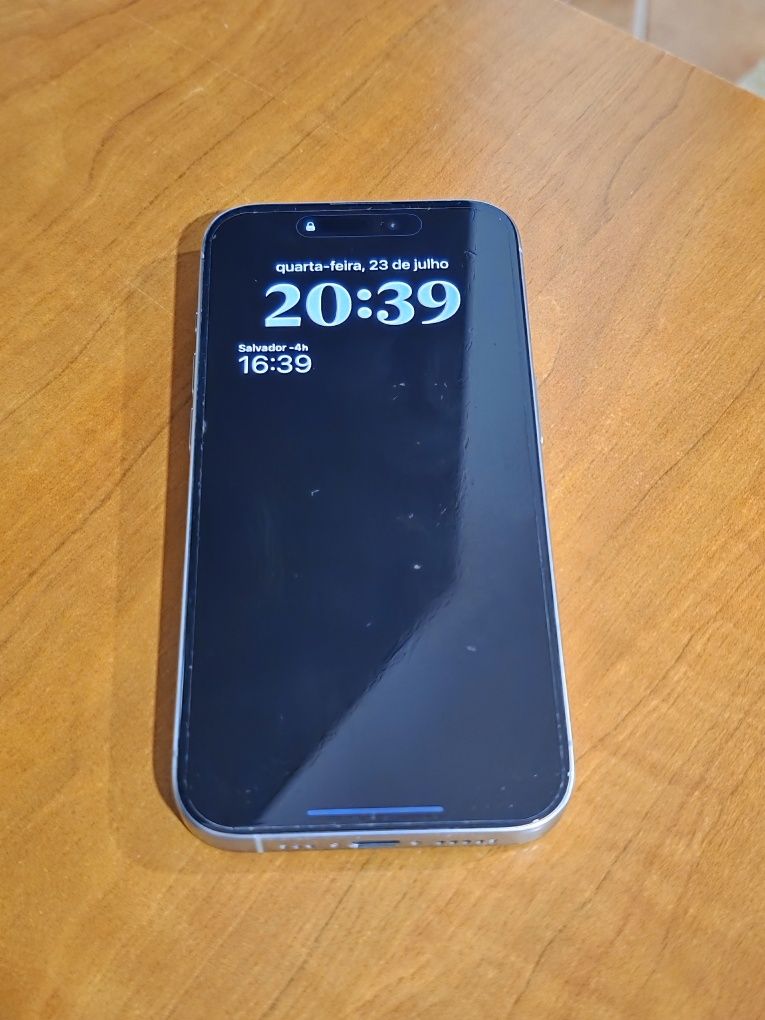 Iphone 15 Pro 256GB como novo + caixa e carregador original