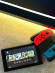 Портативна ігрова приставка Nintendo switch