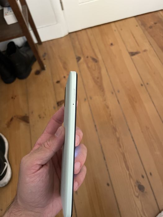Redmi A2.