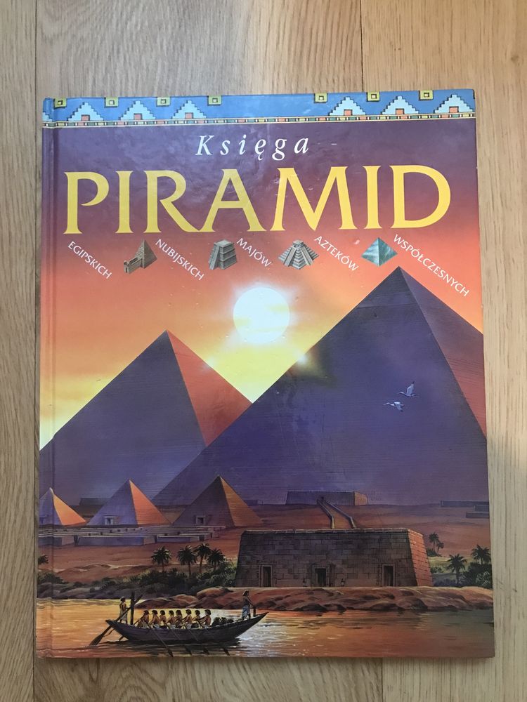 Księga piramid Annie Millard